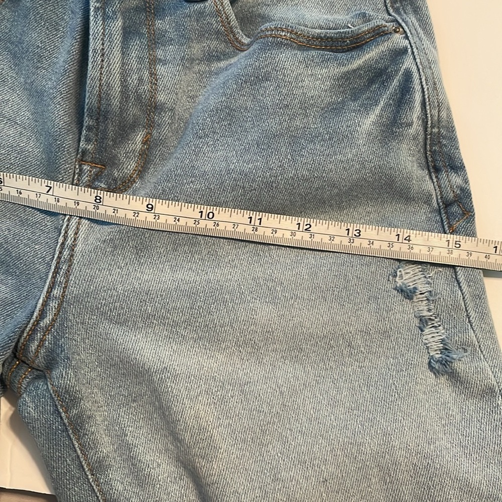 Kenzie jeans size 2 “the Ella” high rise straight leg distressed lighter wash - Picture 11 of 13